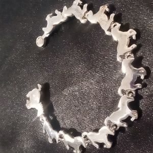 Horse bracelet silver plated with a magnetic clasp strong magnetic beautiful